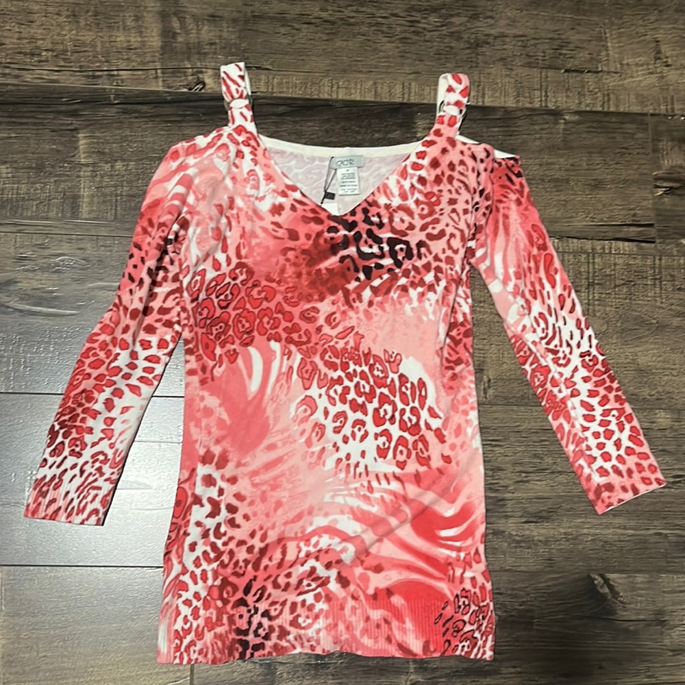 One pretty time top size xs